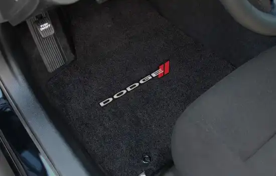 Dodge Stripes Logo Ultimat Mats Ebony Driver